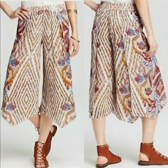 Free People Pants - 🎉HP🎉FP Asymmetrical Cropped Wide Leg Culottes
